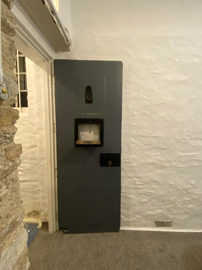 Victorian Police Station Apartment Лонсестън Екстериор снимка